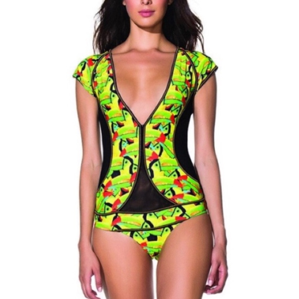 AMAZING SOLD OUT AGUA BENDITA SWIMWEAR - NWOT